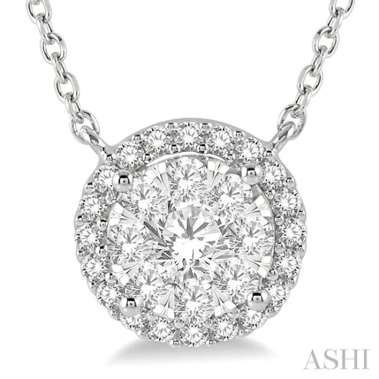 1/2 ctw Circular Round Cut Diamond Lovebright Necklace in 14K White Gold