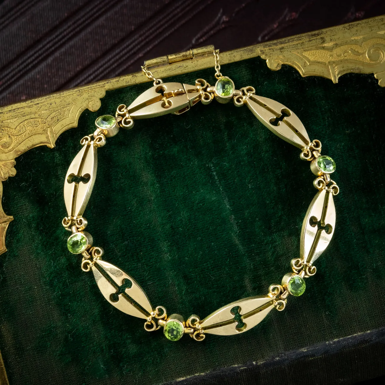 Antique Victorian Peridot Bracelet 9ct Gold