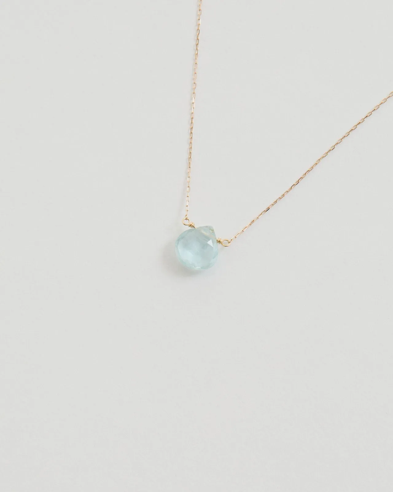 COLORED STONE NECKLACE（aquamarine）