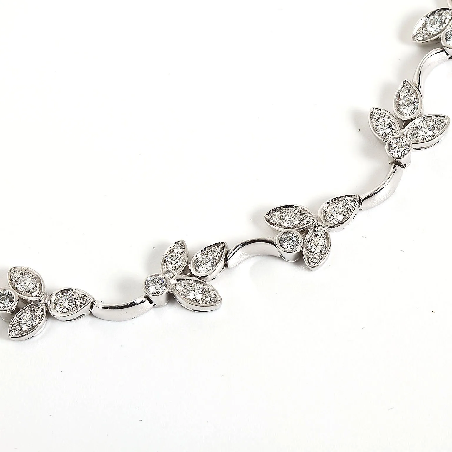 Diamond White Gold Floral Vine Wreath Necklace 8.00 Carats