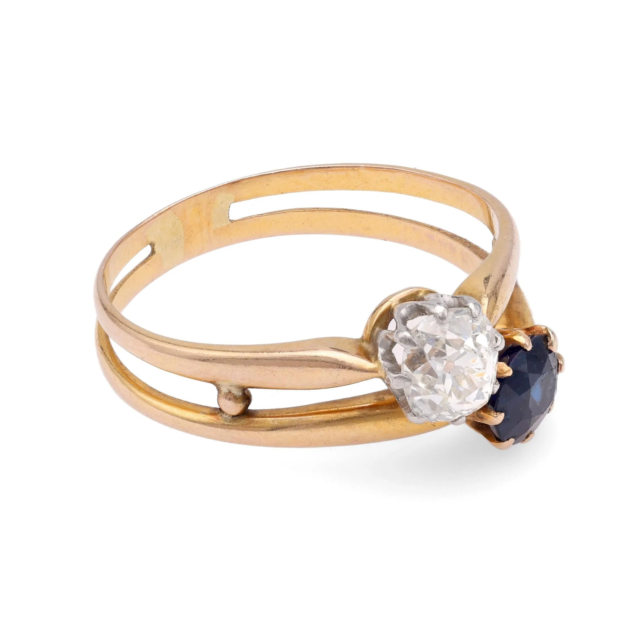 Edwardian Toe Et Moi Diamond Sapphire Yellow Gold Ring