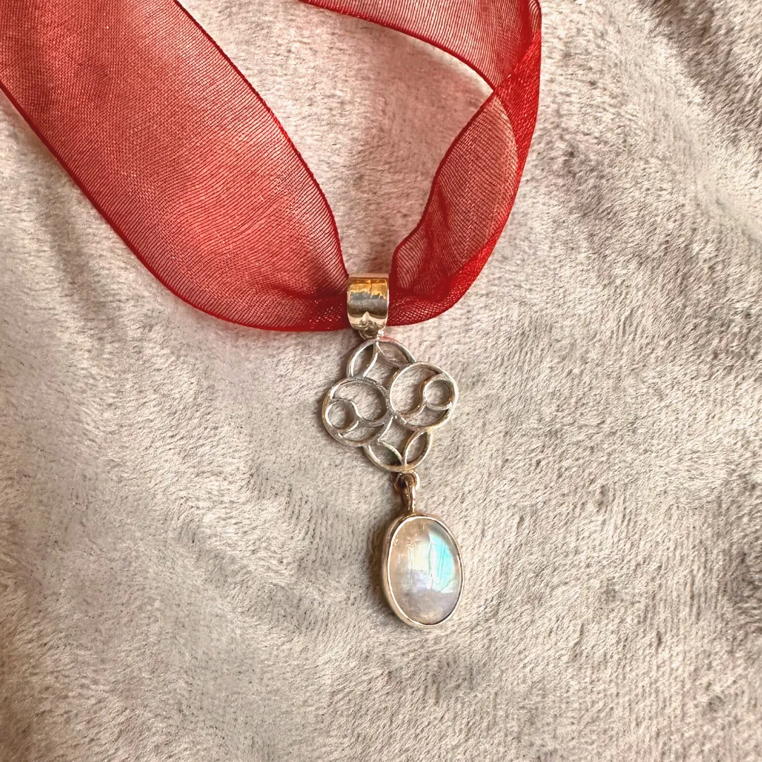 Emotional Cleanser Moonstone Silver Pendant