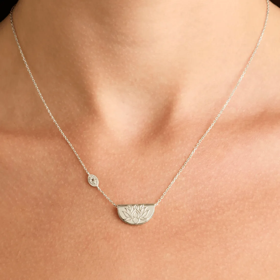 Eye Of Peace Necklace | Silver