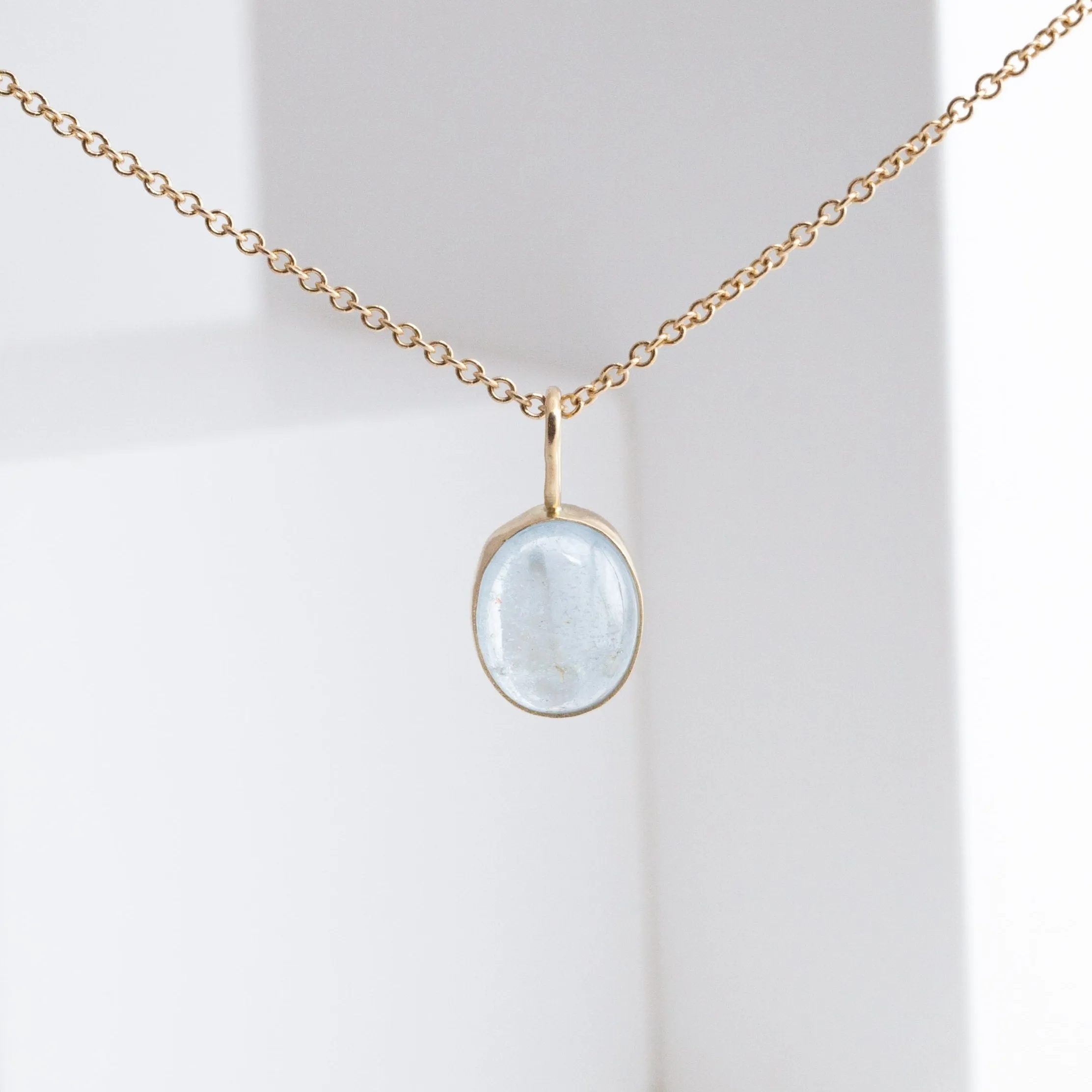 Gallery oval aquamarine necklace