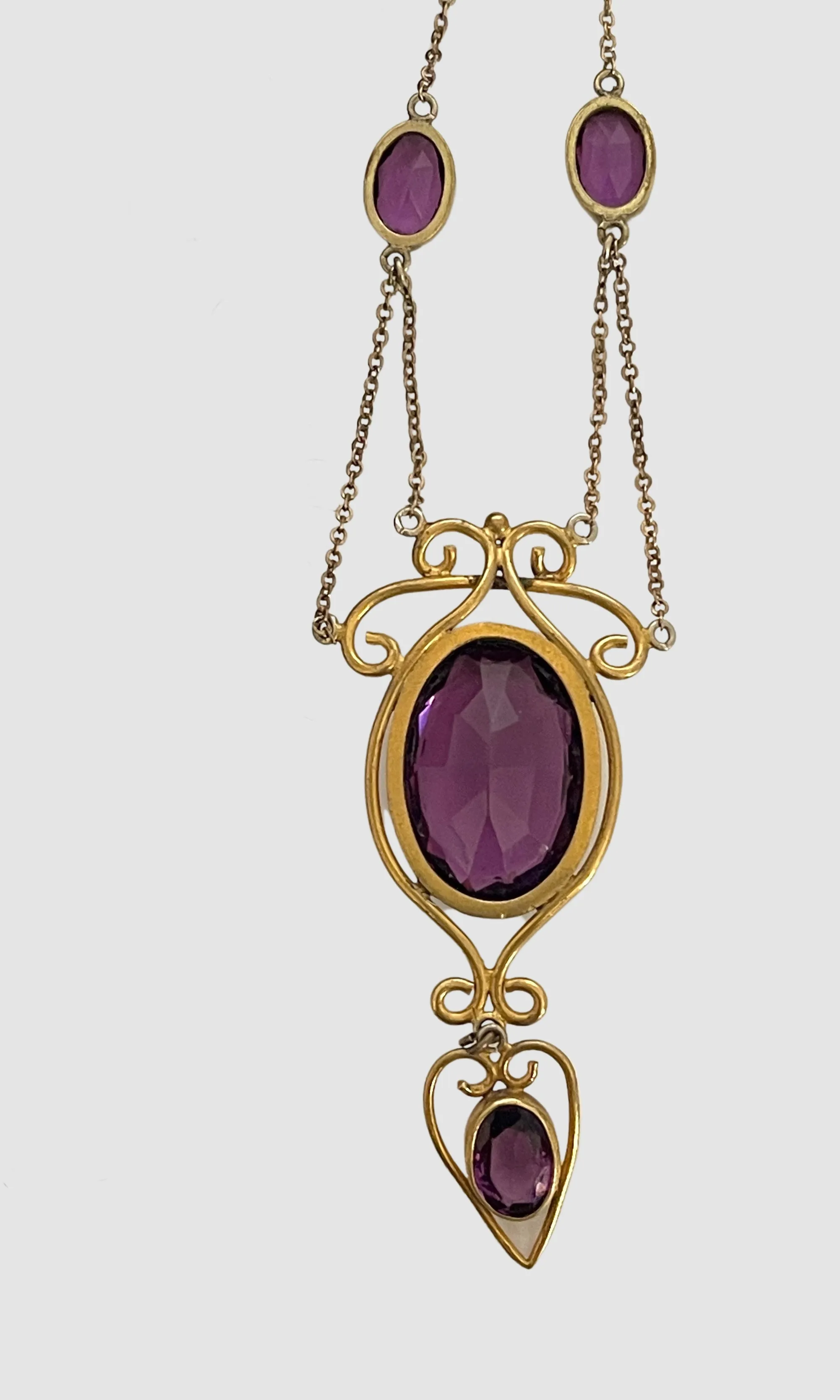 LA BELLE EPOQUE Edwardian Gold Tone and Amethyst Lavaliere Necklace