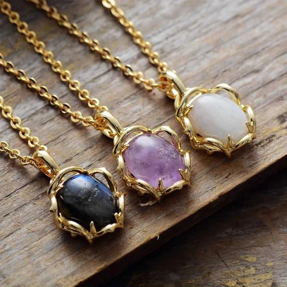 'Magarra' Amethyst Pendant Necklace