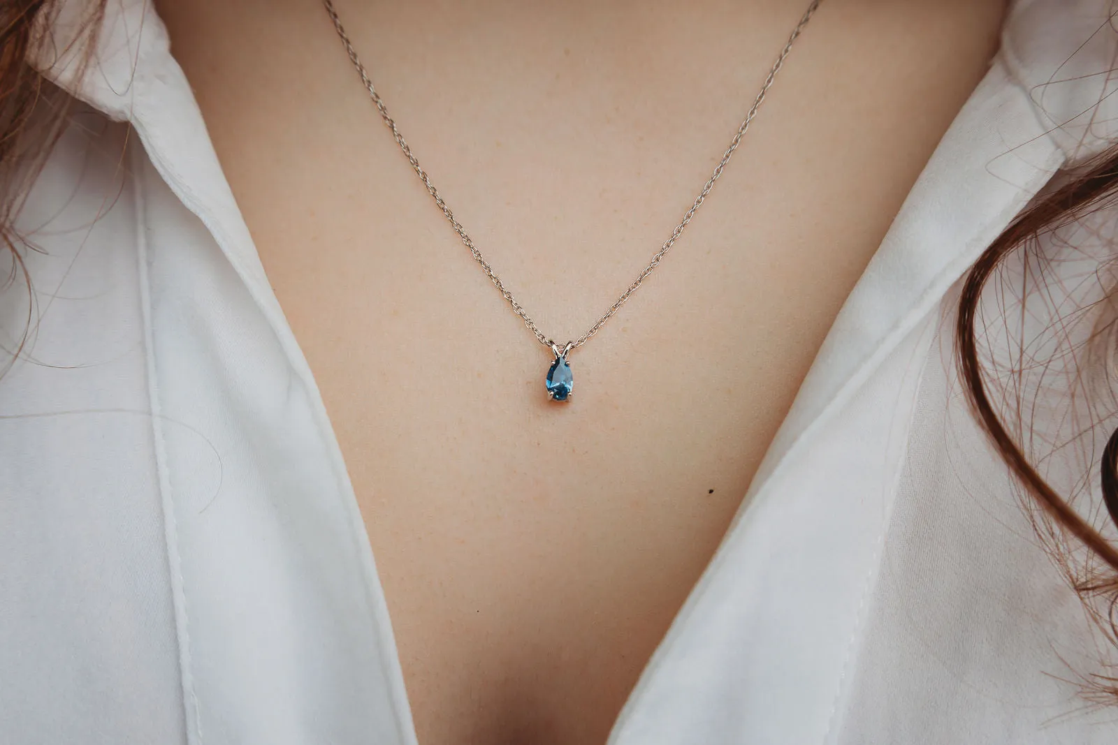 Pear Shape Solitaire Yogo Sapphire Necklace