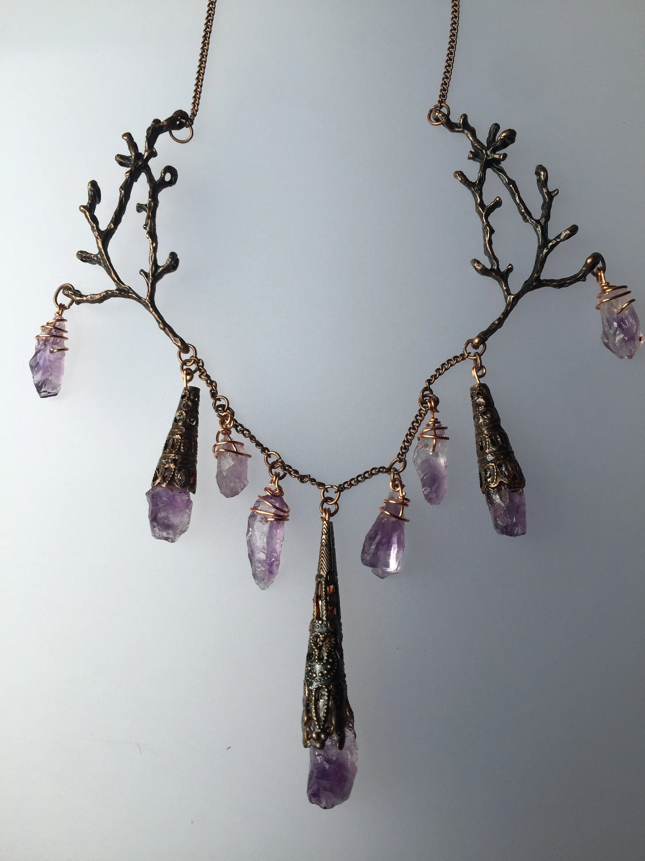 The ELVIRA Amethyst Necklace