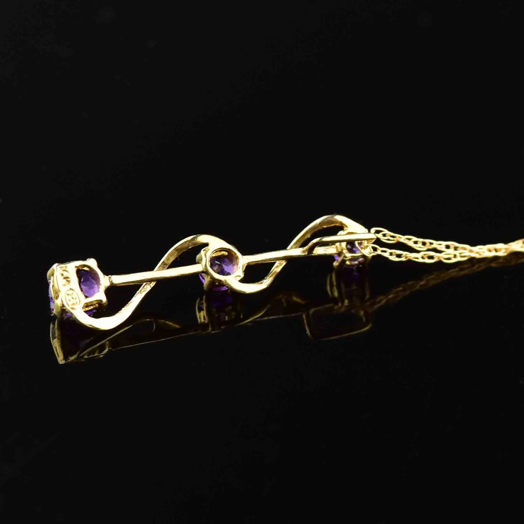 Vintage 10K Gold Amethyst Journey Pendant Necklace