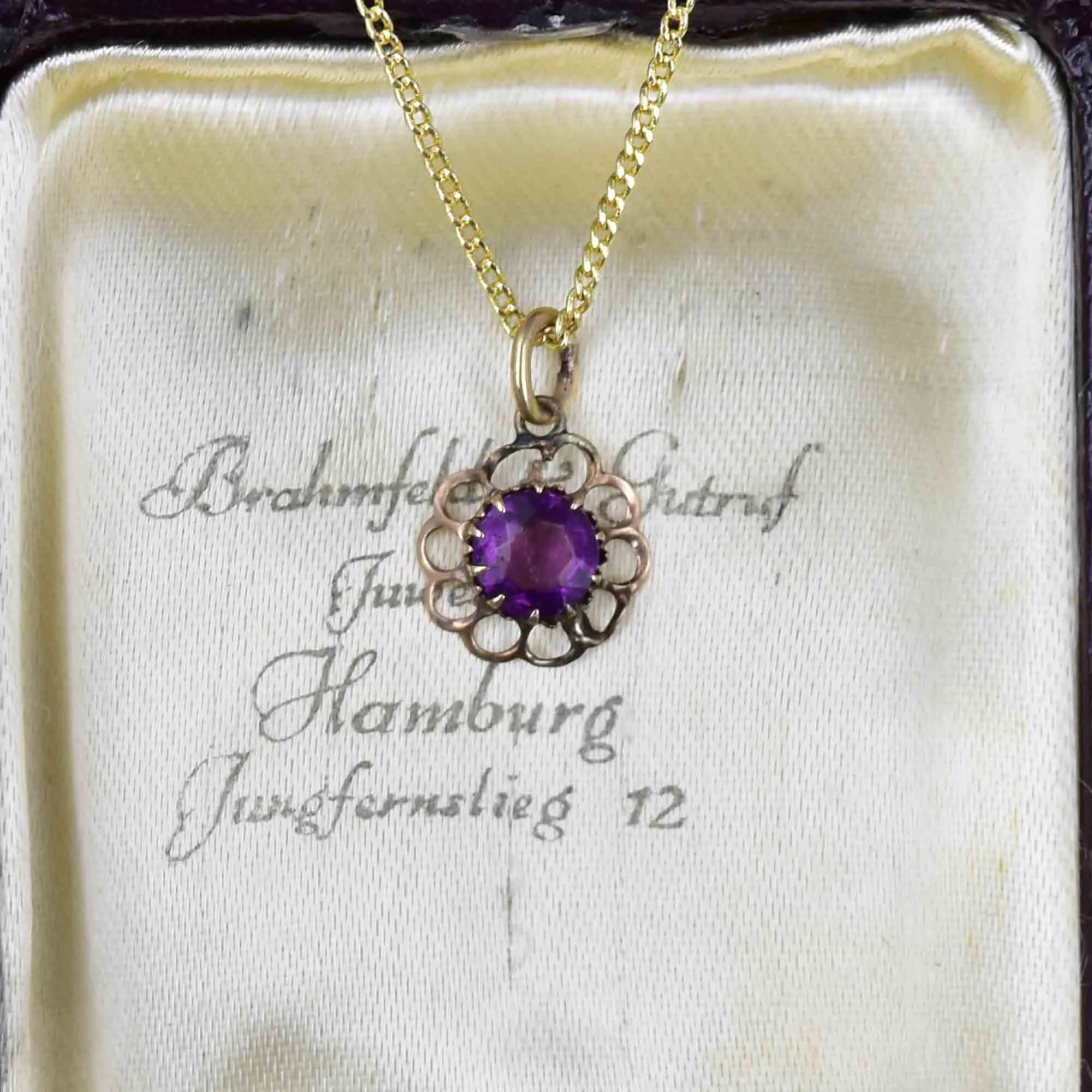 Vintage 14K Gold Amethyst Floral Charm Pendant Necklace