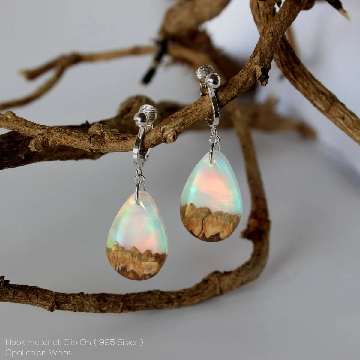 Yellow Flame | opal earrings [raindrop]